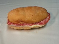 Panino con salame e formaggio (gr.140)